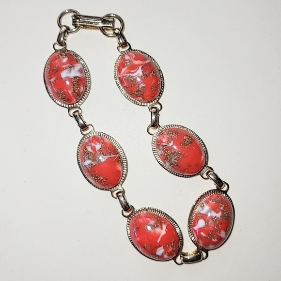 VINTAGE DINOSAUR EGG ORANGE & WHITE MARBLED DEMI-PARURE SET - Picture 2 of 12